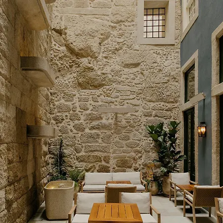 Hotel The Largo Oporto