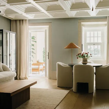 The Largo 5* Oporto